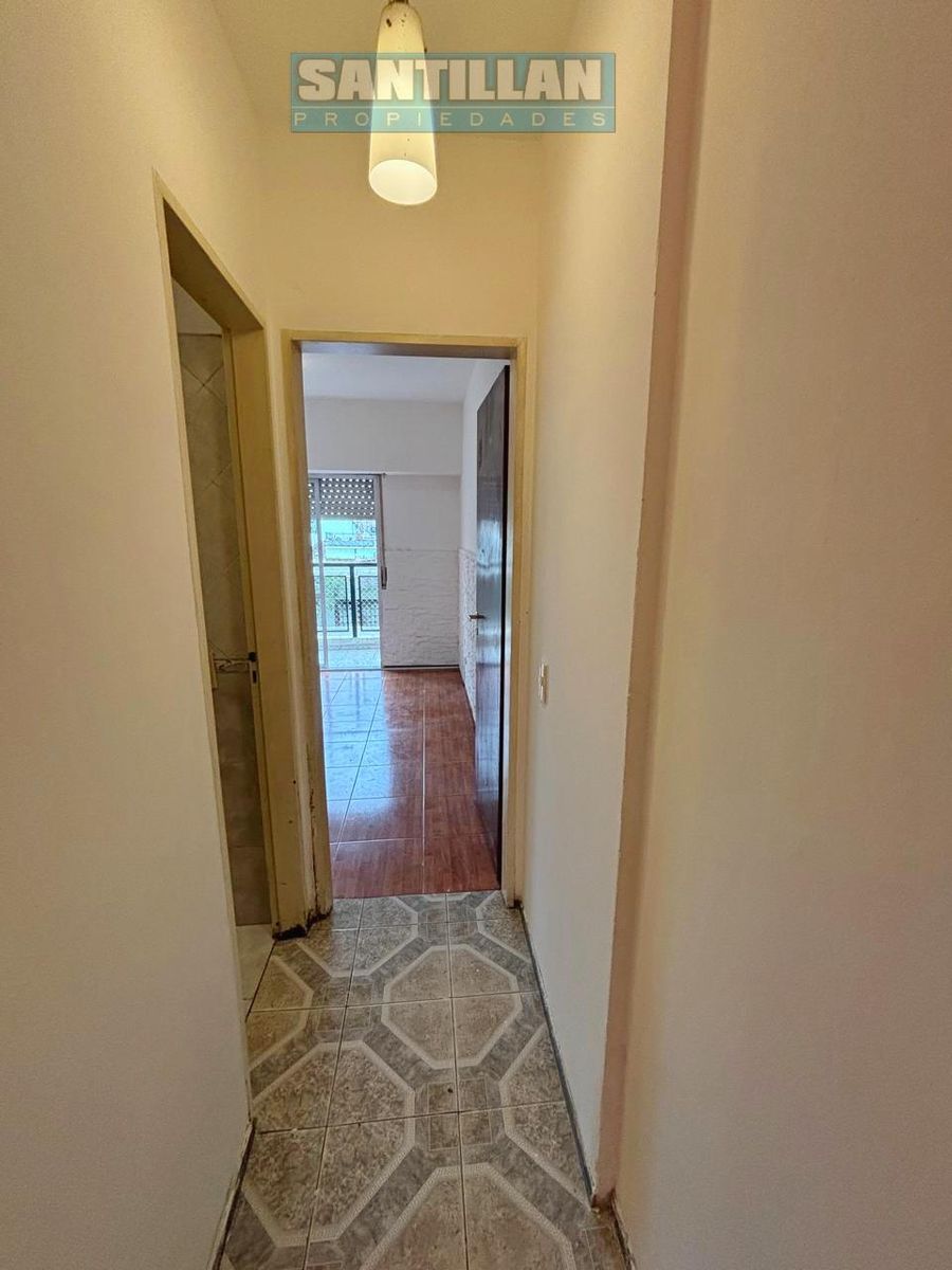 DEPARTAMENTO DE 2 AMBIENTES AL FRENTE - VILLA LUZURIAGA - 7