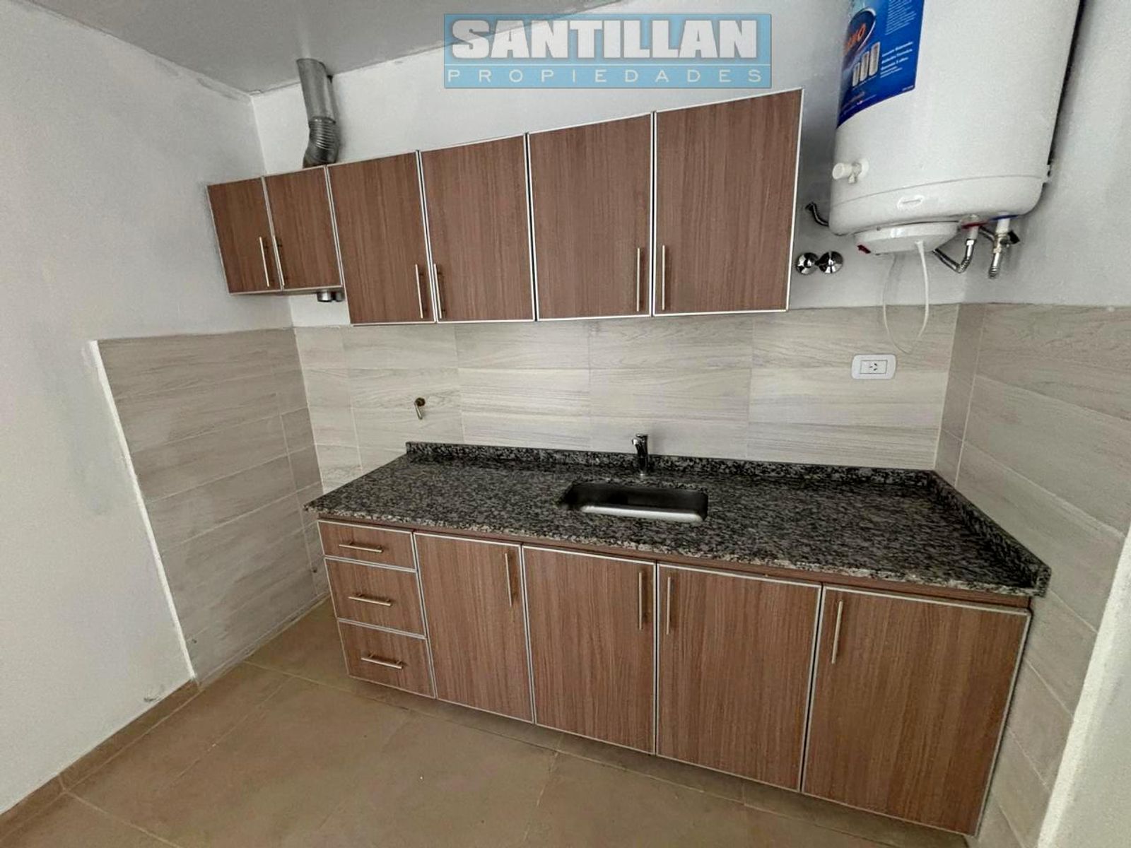 DEPARTAMENTO 2 AMBIENTES A ESTRENAR CON GRAN PATIO. LAFERRERE CENTRO. - 6