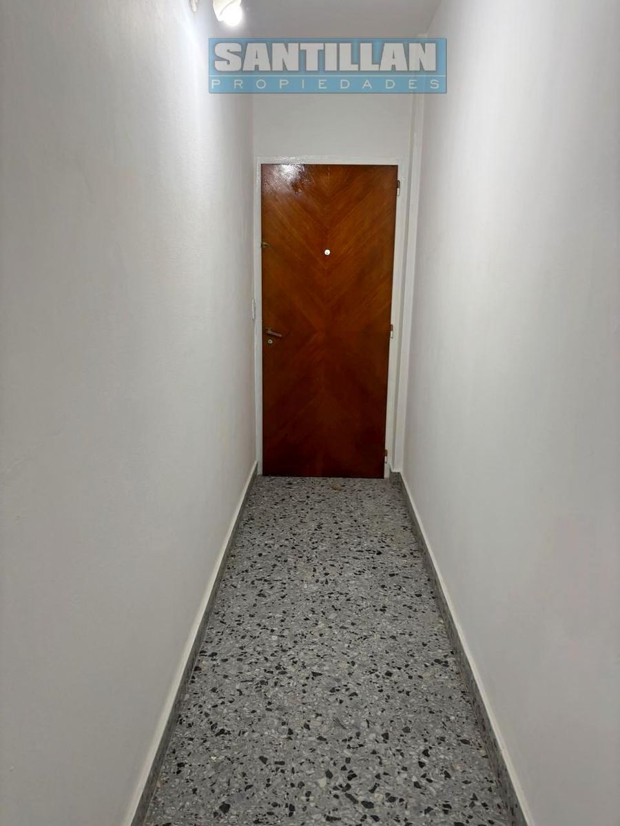 IMPECABLE Y AMPLIO DEPTO. 3 AMBIENTES. LAFERRERE CENTRO - 8