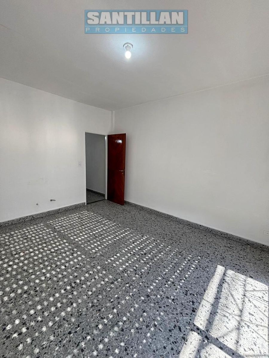 IMPECABLE Y AMPLIO DEPTO. 3 AMBIENTES. LAFERRERE CENTRO - 14