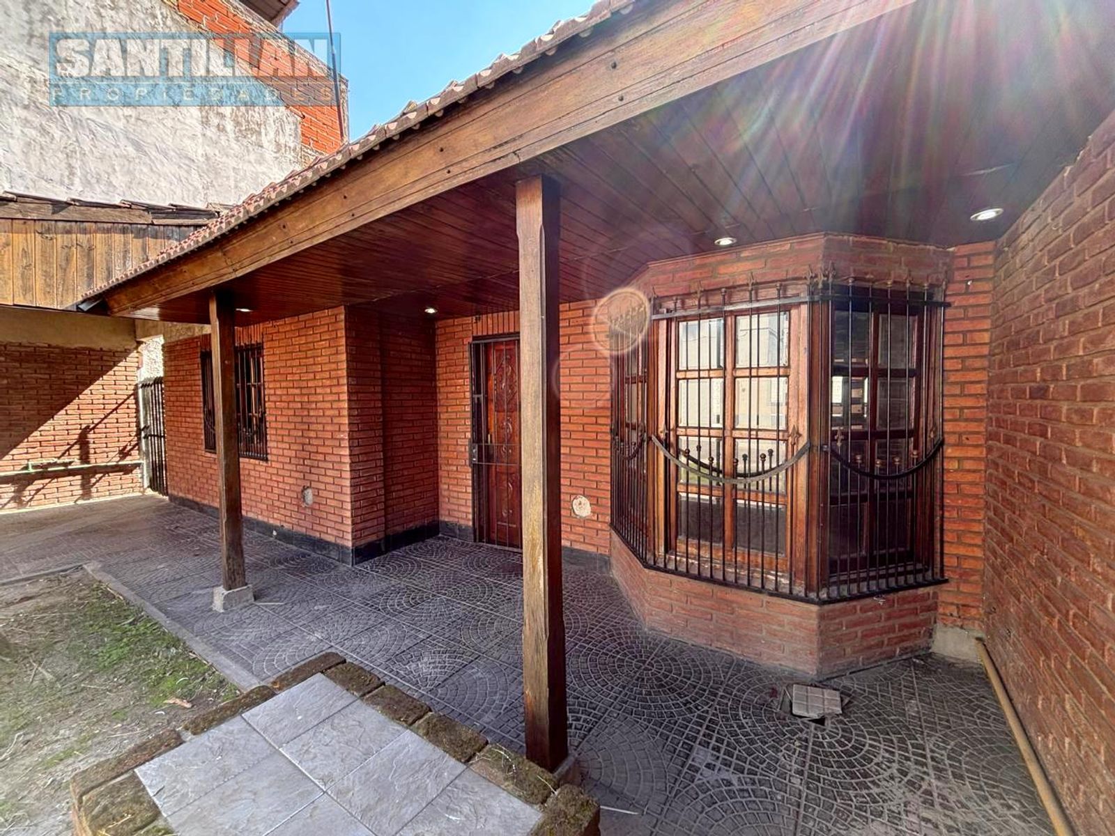 GRAN PH TIPO CASA - BARRIO CENTRAL - R. CASTILLO - 4