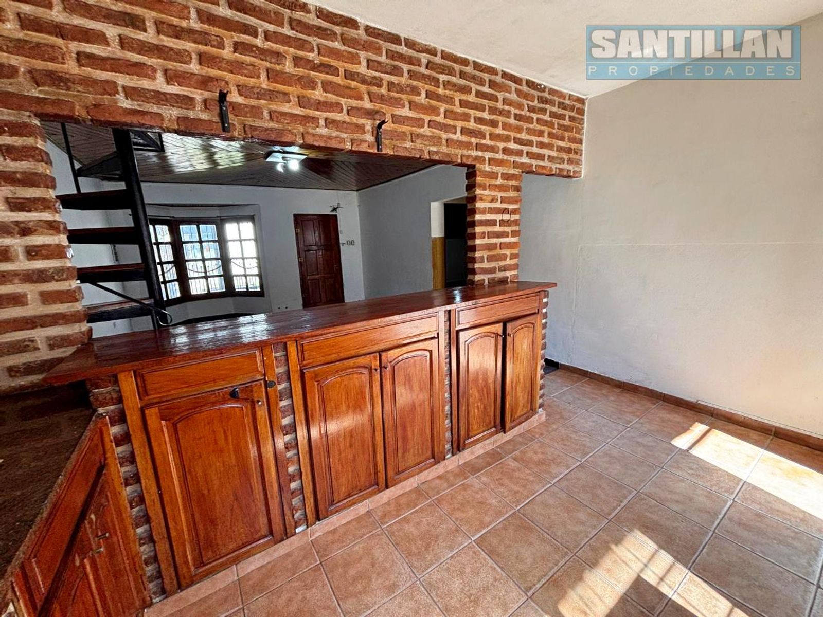 GRAN PH TIPO CASA - BARRIO CENTRAL - R. CASTILLO - 12
