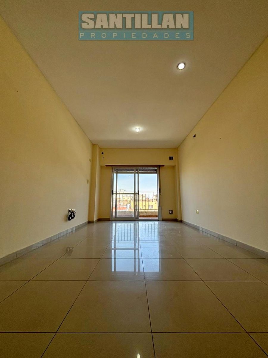 HERMOSO DEPARTAMENTO DE 2 AMPLIOS AMBIENTES EN DÚPLEX - SAN JUSTO CENTRO - 10