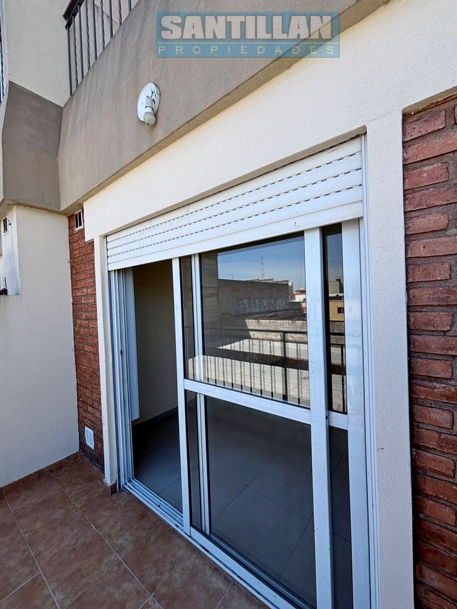 HERMOSO DEPARTAMENTO DE 2 AMPLIOS AMBIENTES EN DÚPLEX - SAN JUSTO CENTRO - 16