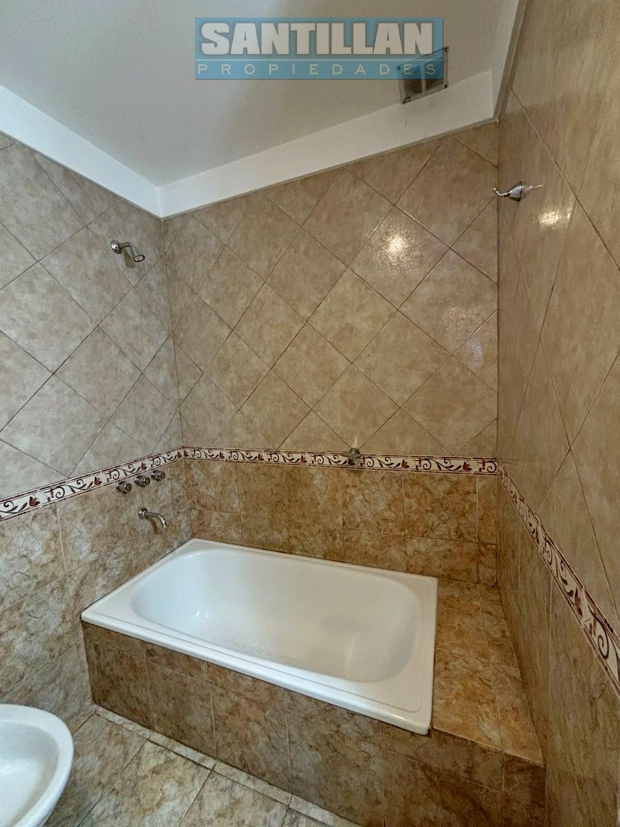 HERMOSO DEPARTAMENTO DE 2 AMPLIOS AMBIENTES EN DÚPLEX - SAN JUSTO CENTRO - 26