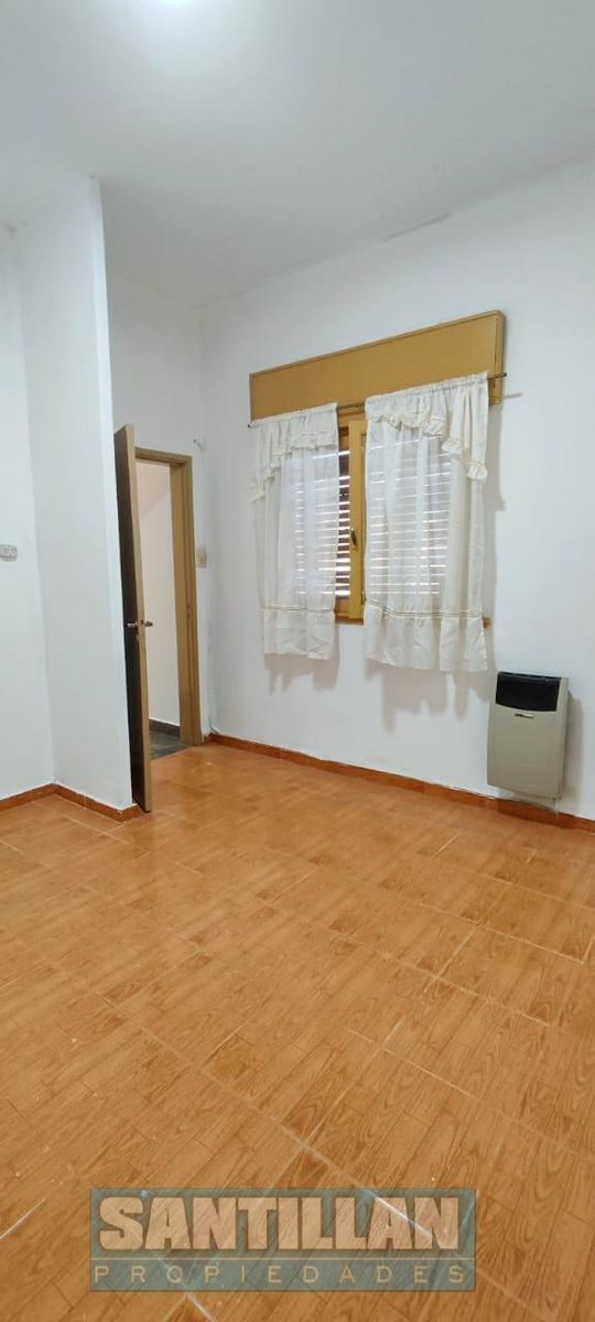 AMPLIO PH 2 AMBIENTES CON PATIO - LA TABLADA - 12