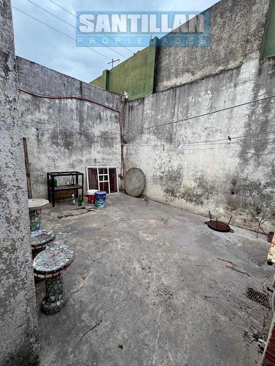 Casa 4 ambientes con garaje cubierto y patio. San Justo. Uso comercial. - 21