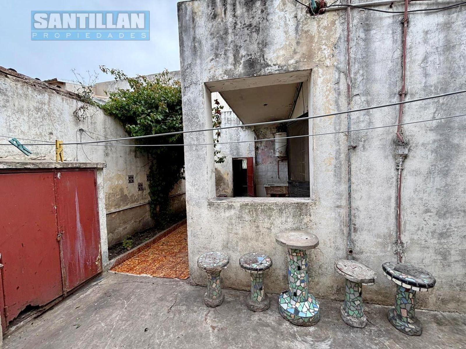 Casa 4 ambientes con garaje cubierto y patio. San Justo. Uso comercial. - 22