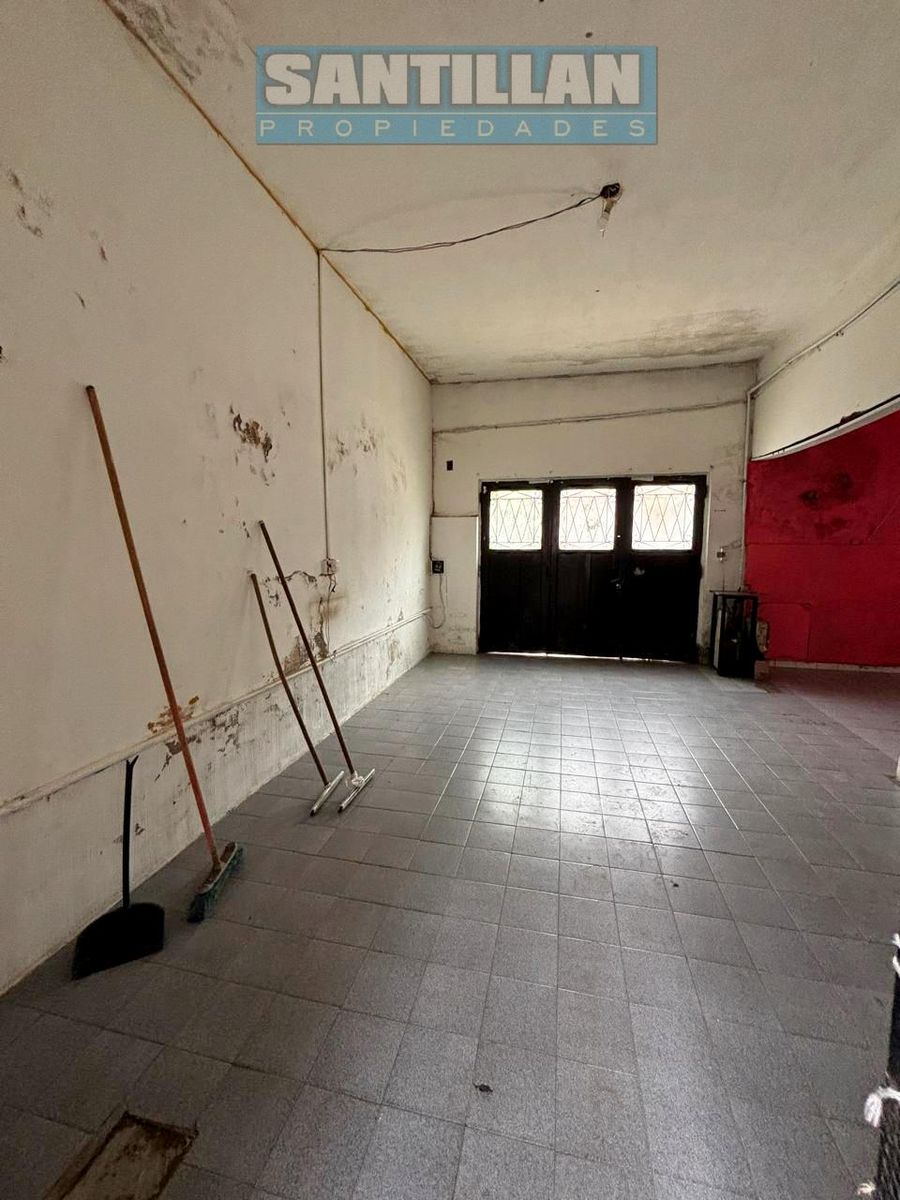 Casa 4 ambientes con garaje cubierto y patio. San Justo. Uso comercial. - 24