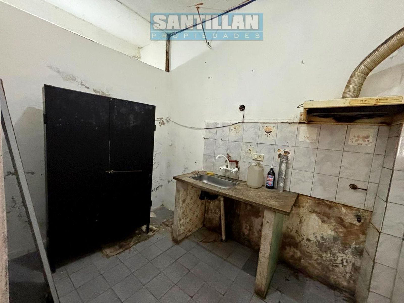 Casa 4 ambientes con garaje cubierto y patio. San Justo. Uso comercial. - 28