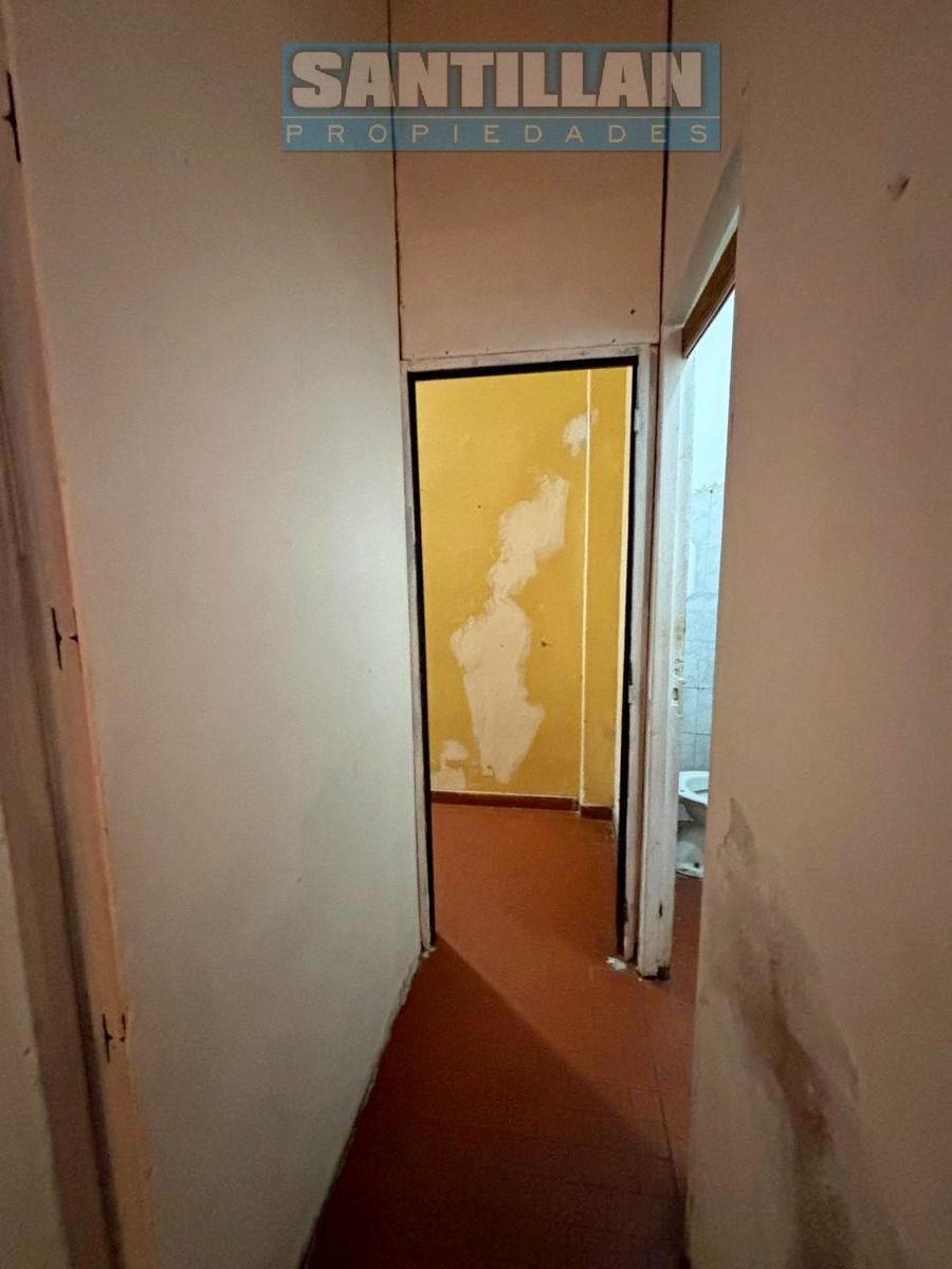Casa 4 ambientes con garaje cubierto y patio. San Justo. Uso comercial. - 32