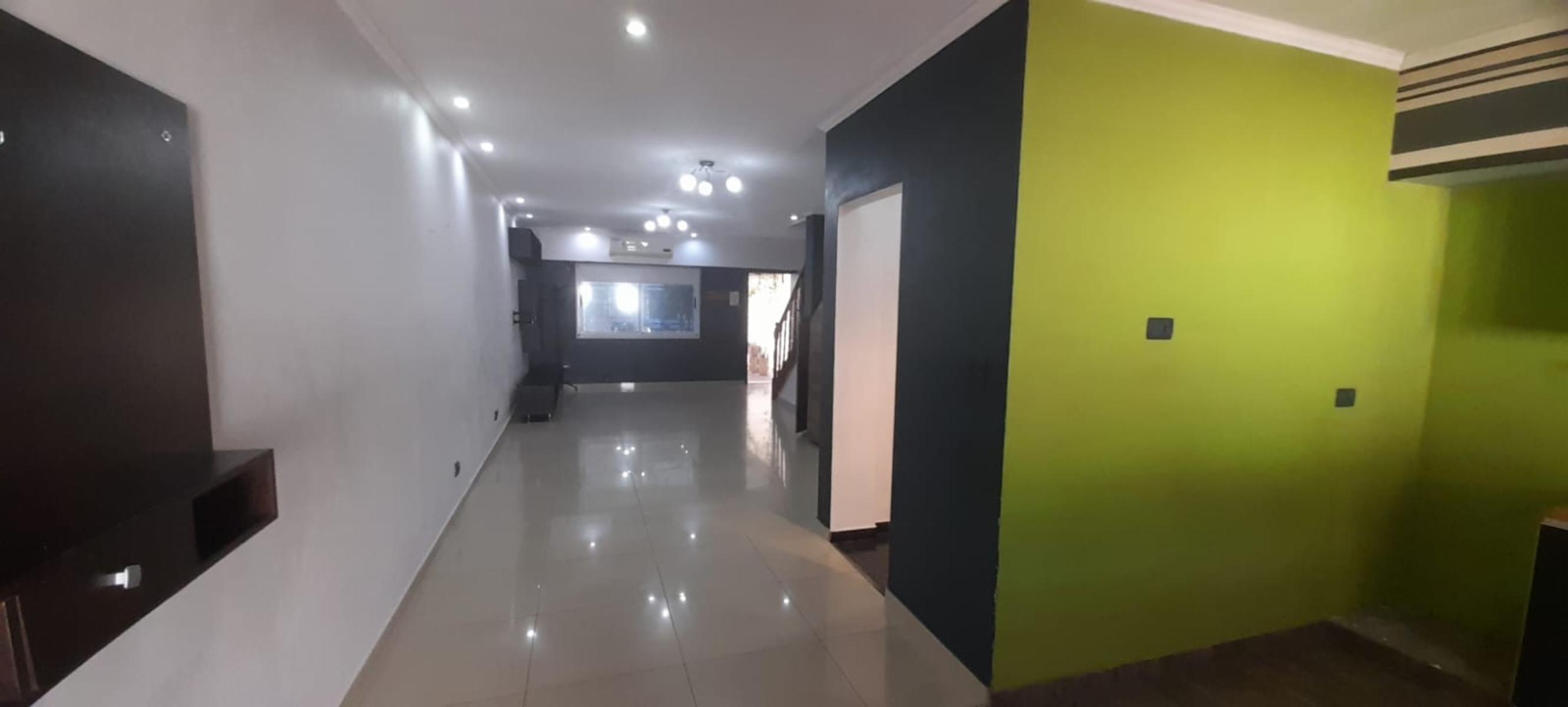 EXCELENTE TRIPLEX 4 AMBIENTES CON PATIO Y GRAN COCHERA — foto 15