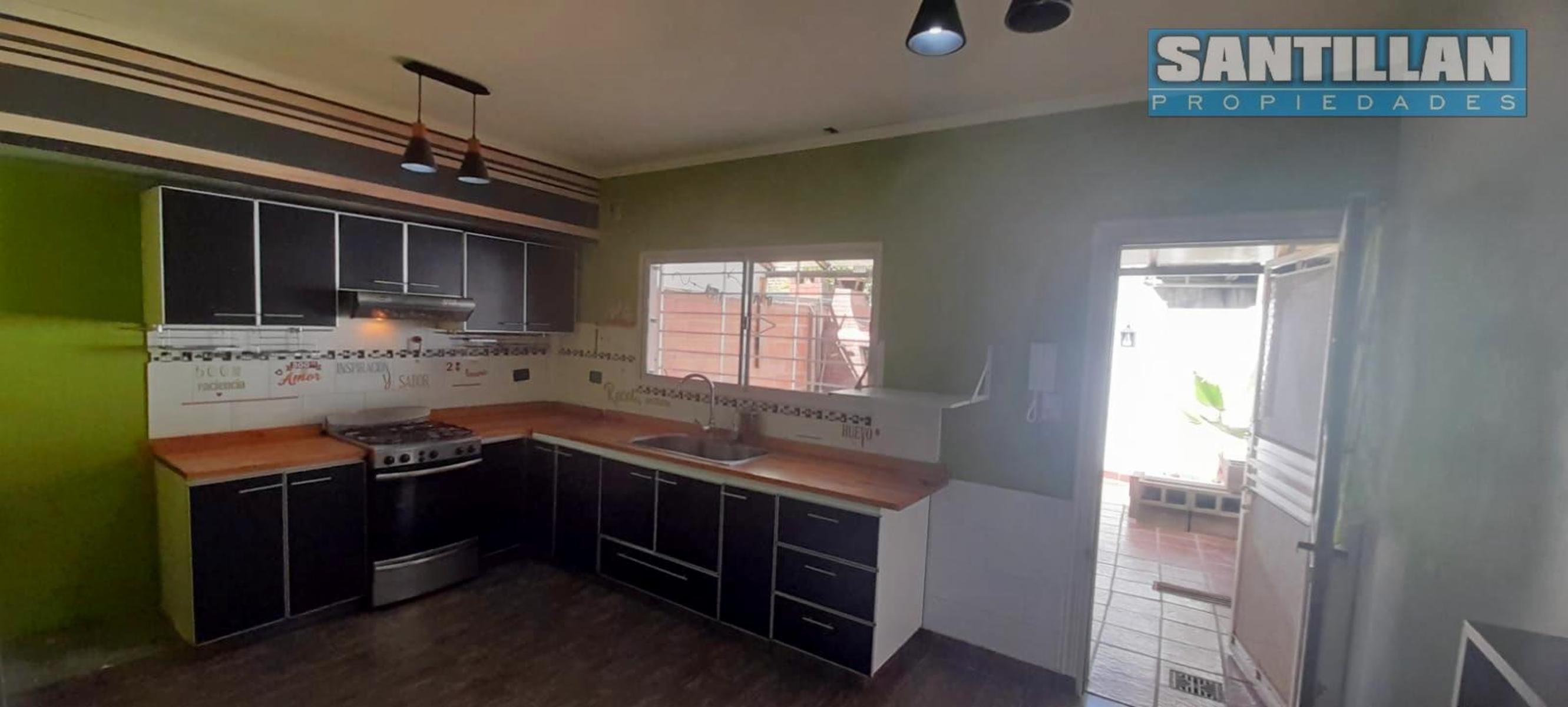 EXCELENTE TRIPLEX 4 AMBIENTES CON PATIO Y GRAN COCHERA - 17