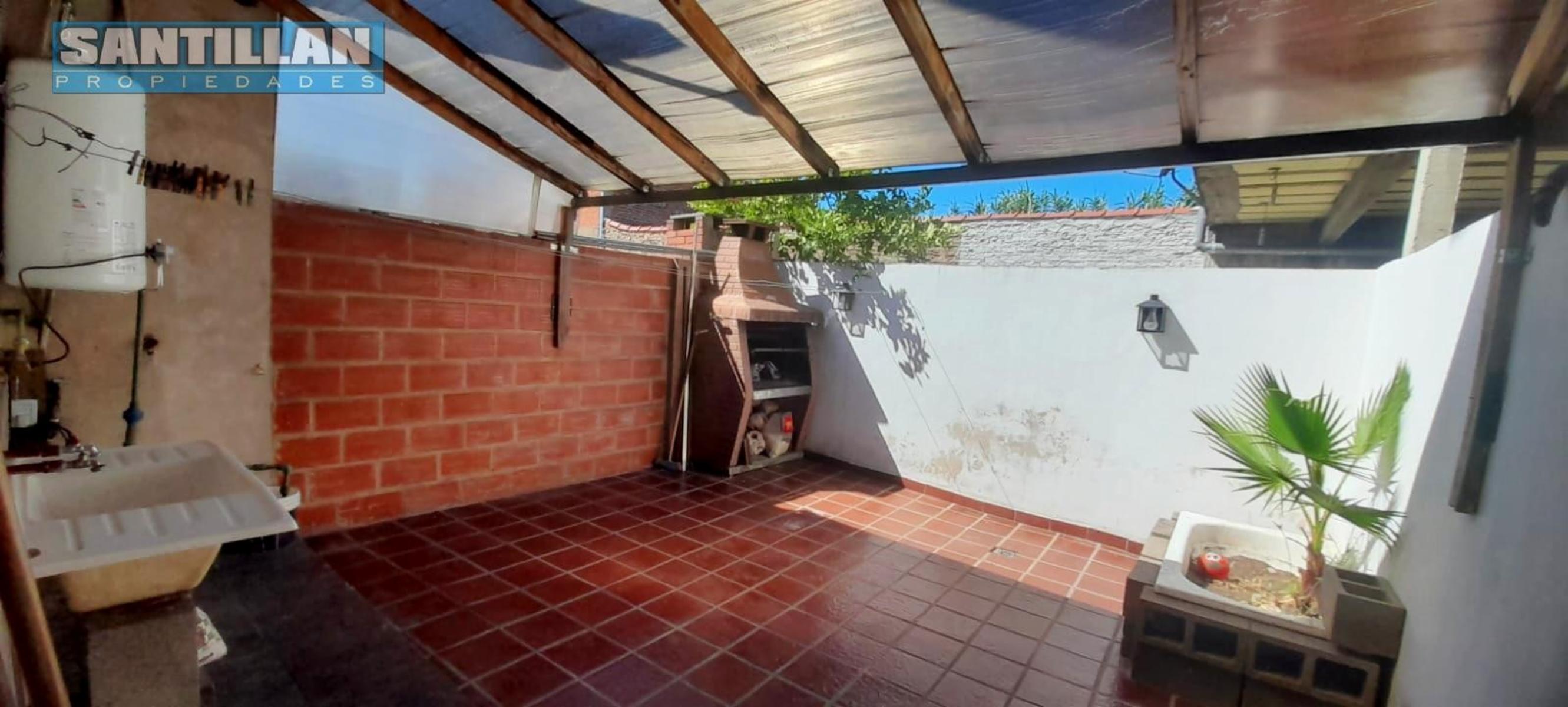 EXCELENTE TRIPLEX 4 AMBIENTES CON PATIO Y GRAN COCHERA - 19