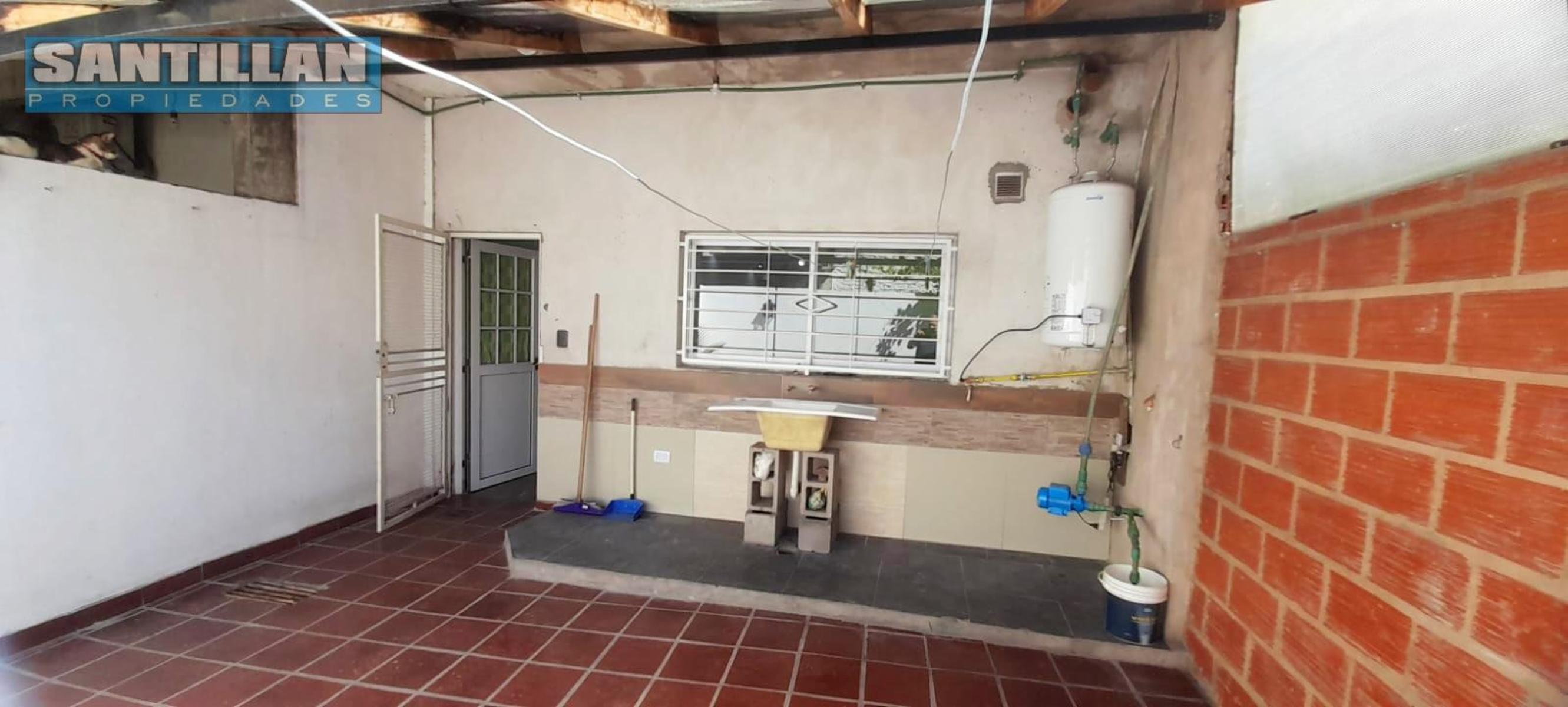 EXCELENTE TRIPLEX 4 AMBIENTES CON PATIO Y GRAN COCHERA - 21