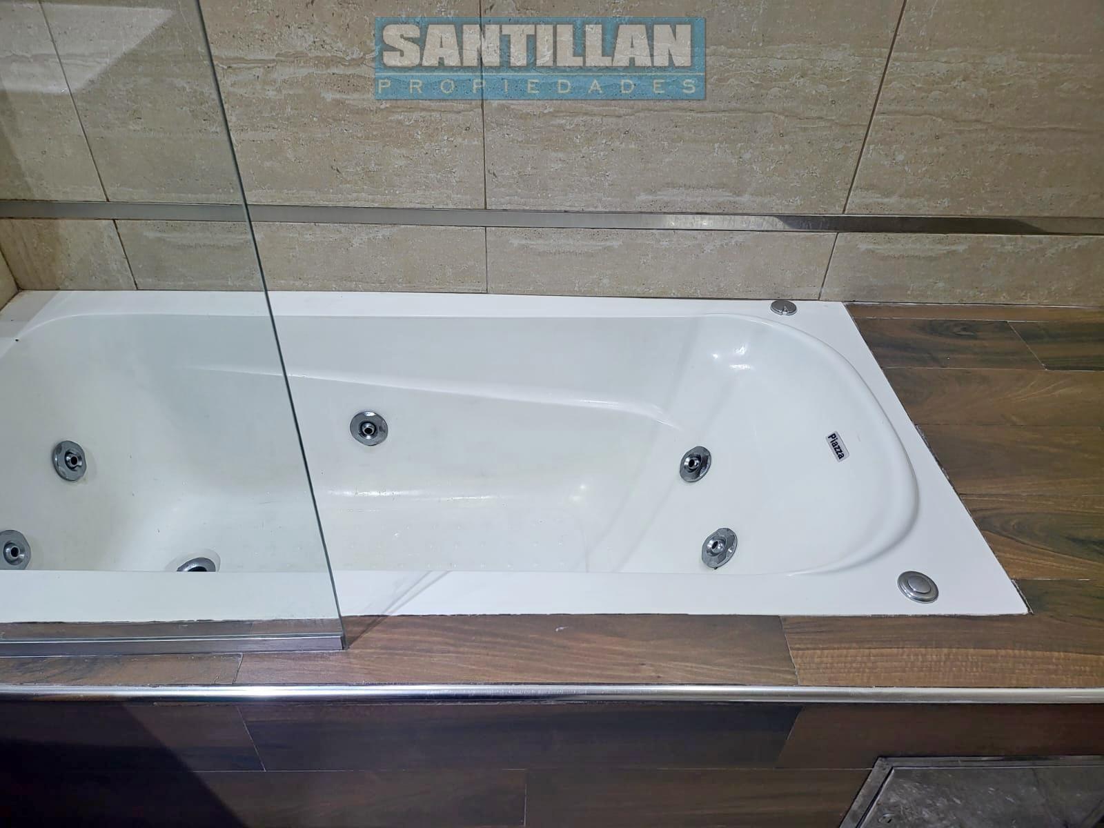 EXCELENTE TRIPLEX 4 AMBIENTES CON PATIO Y GRAN COCHERA - 35