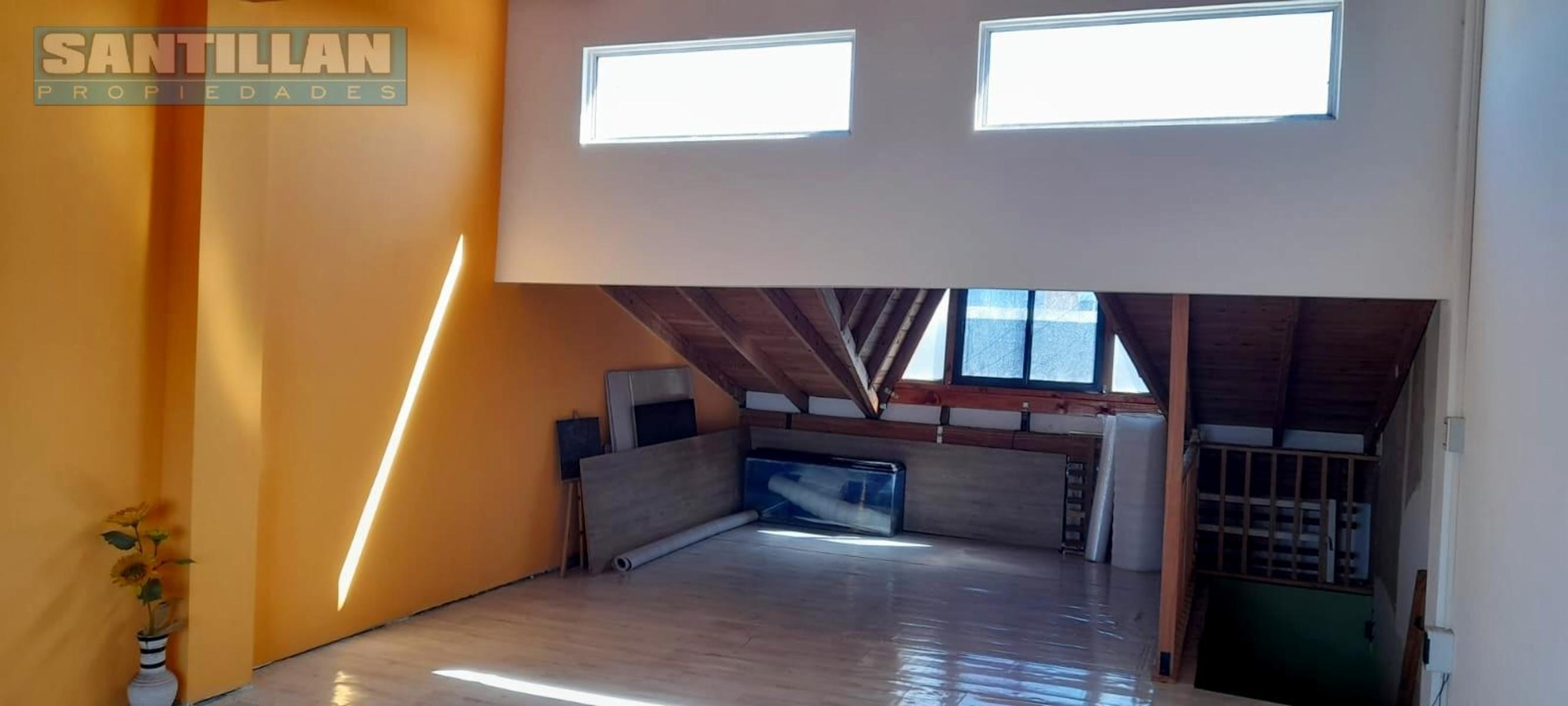EXCELENTE TRIPLEX 4 AMBIENTES CON PATIO Y GRAN COCHERA - 43