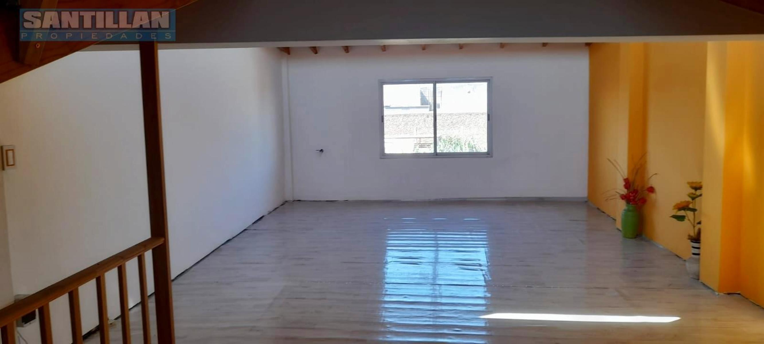 EXCELENTE TRIPLEX 4 AMBIENTES CON PATIO Y GRAN COCHERA - 44