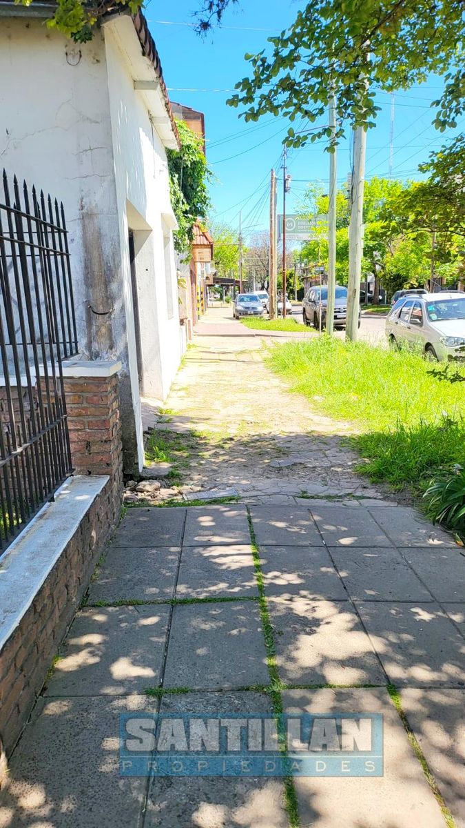 HERMOSA CASA DE 4 AMBIENTES CON COCHERA, QUINCHO Y PILETA. MERLO NORTE. — foto 5