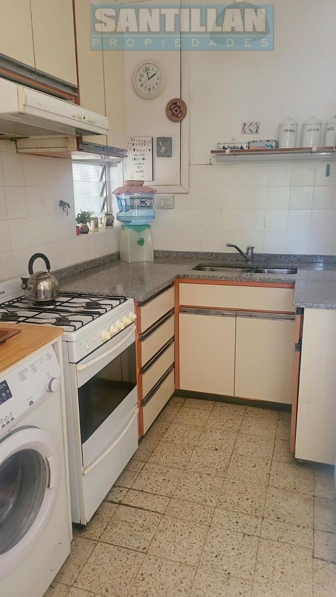 HERMOSA CASA DE 4 AMBIENTES CON COCHERA, QUINCHO Y PILETA. MERLO NORTE. — foto 11