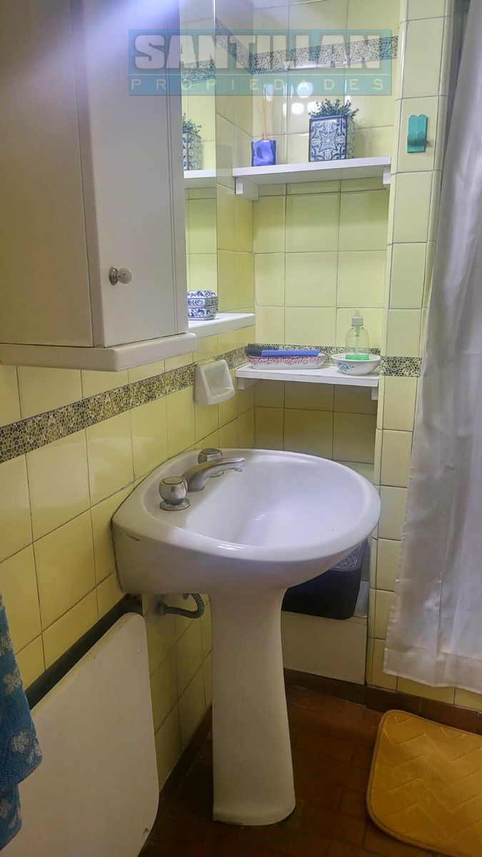 HERMOSA CASA DE 4 AMBIENTES CON COCHERA, QUINCHO Y PILETA. MERLO NORTE. - 18