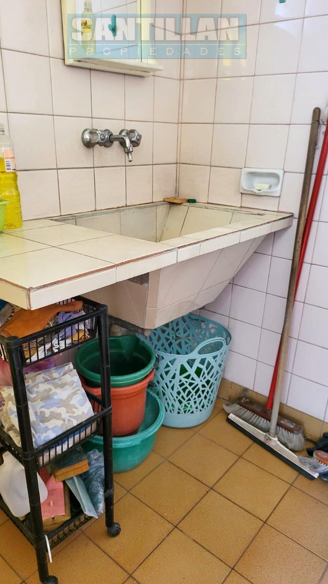 HERMOSA CASA DE 4 AMBIENTES CON COCHERA, QUINCHO Y PILETA. MERLO NORTE. - 27