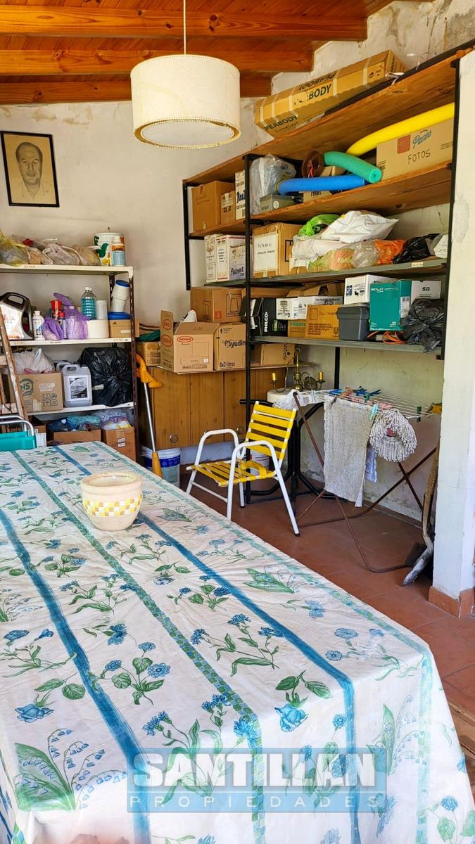 HERMOSA CASA DE 4 AMBIENTES CON COCHERA, QUINCHO Y PILETA. MERLO NORTE. - 43