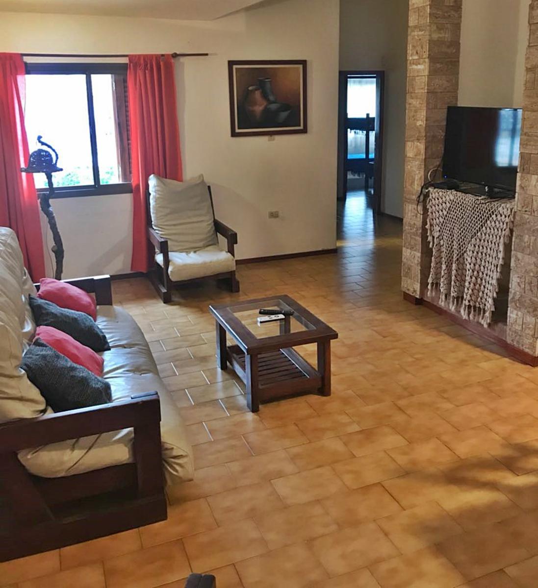 VENTA HERMOSA CASA B° SANTA RITA DEL LAGO — foto 11
