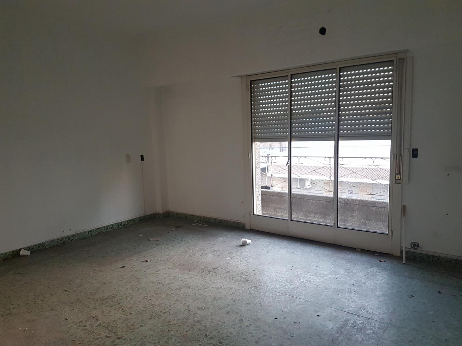 GALPÓN Y DTO. DE 4 AMBIENTES - ZONA LOMAS DE MIRADOR — foto 6