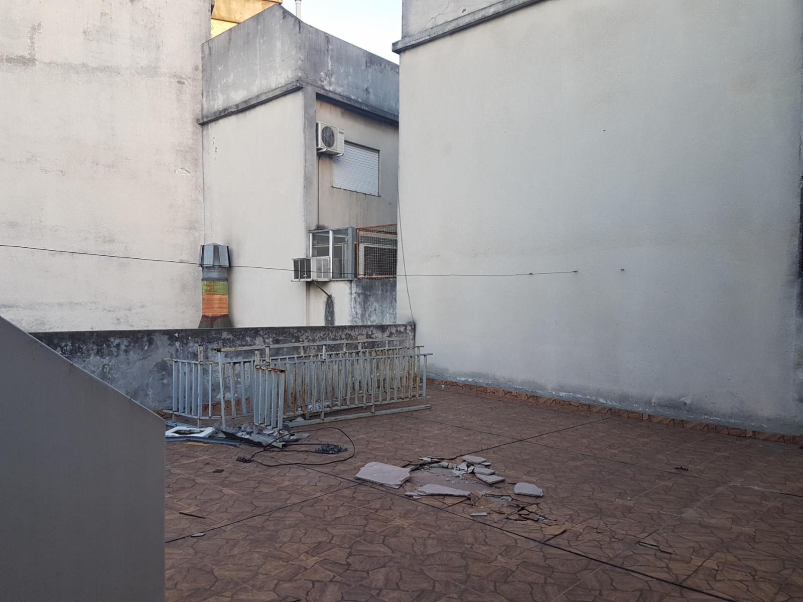 GALPÓN Y DTO. DE 4 AMBIENTES - ZONA LOMAS DE MIRADOR — foto 10
