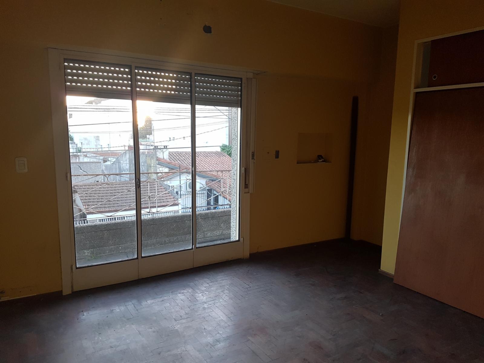 GALPÓN Y DTO. DE 4 AMBIENTES - ZONA LOMAS DE MIRADOR — foto 12