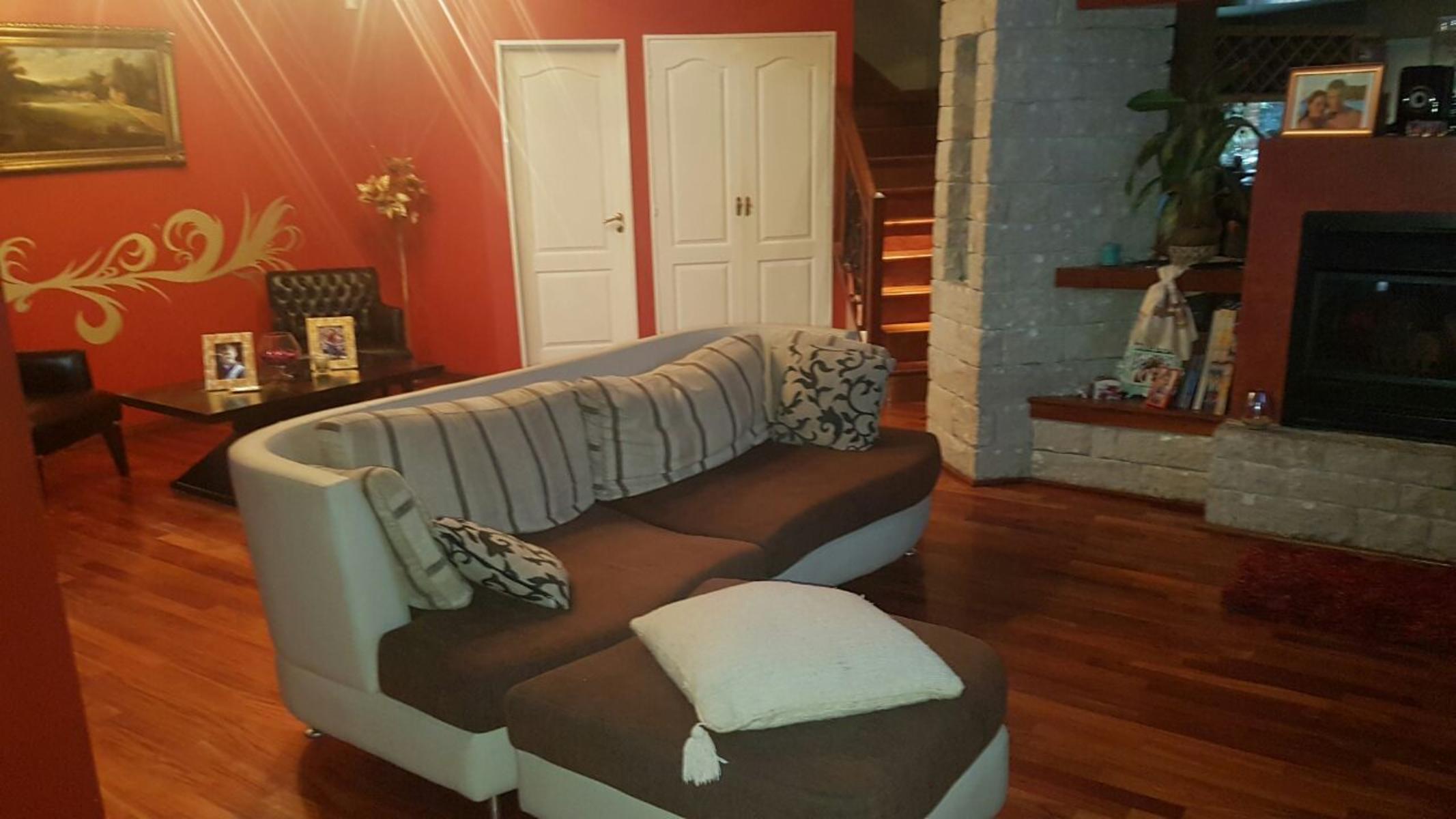 Imponente Chalet 6 ambientes