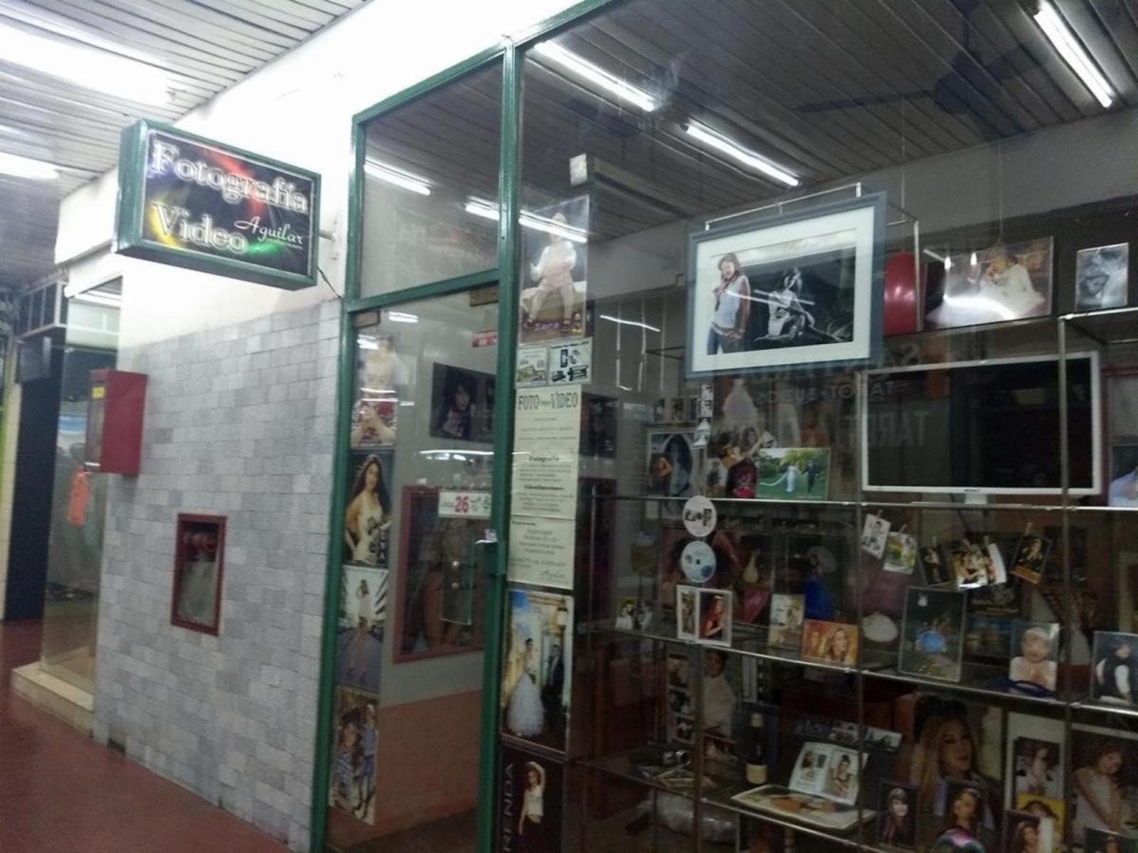 Local Interno en Galería Imperio - Zona Ramos Mejia Centro — foto 2