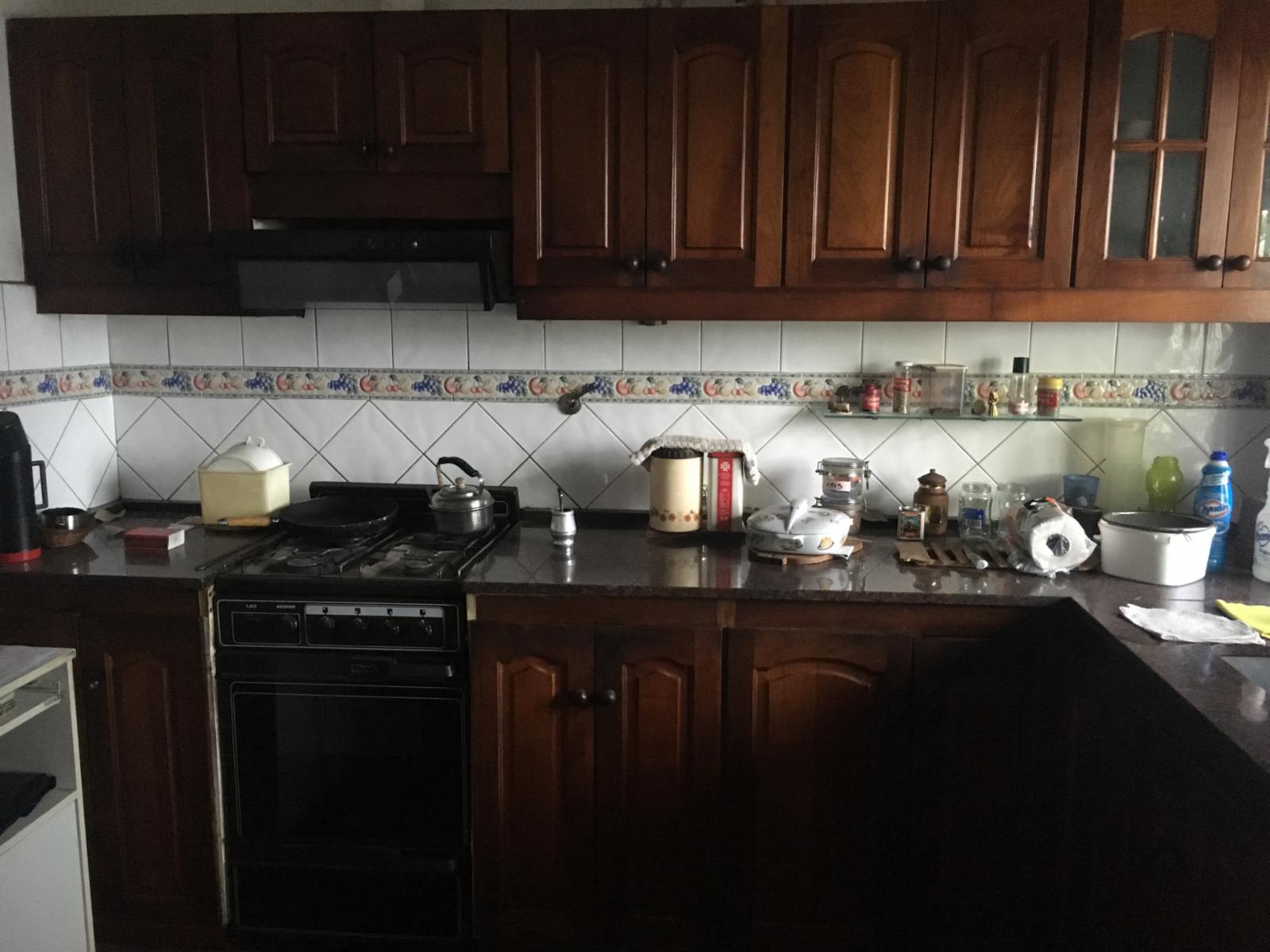 Casa 5 Ambientes con Fondo,Galpon y Cochera - Zona Lomas de Mirador — foto 2