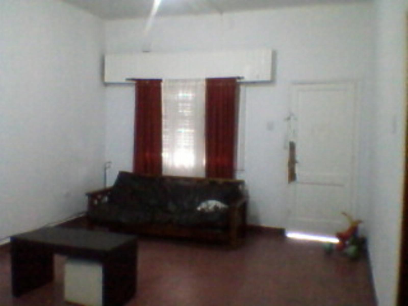 Chalet 3 Ambientes sobre lote de 8,66 x 25 mts con Patio y Cochera - Zona Ciudadela — foto 4