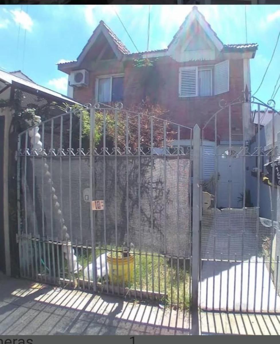 Duplex 3 Ambientes con Cochera - Villa Luzuriaga
