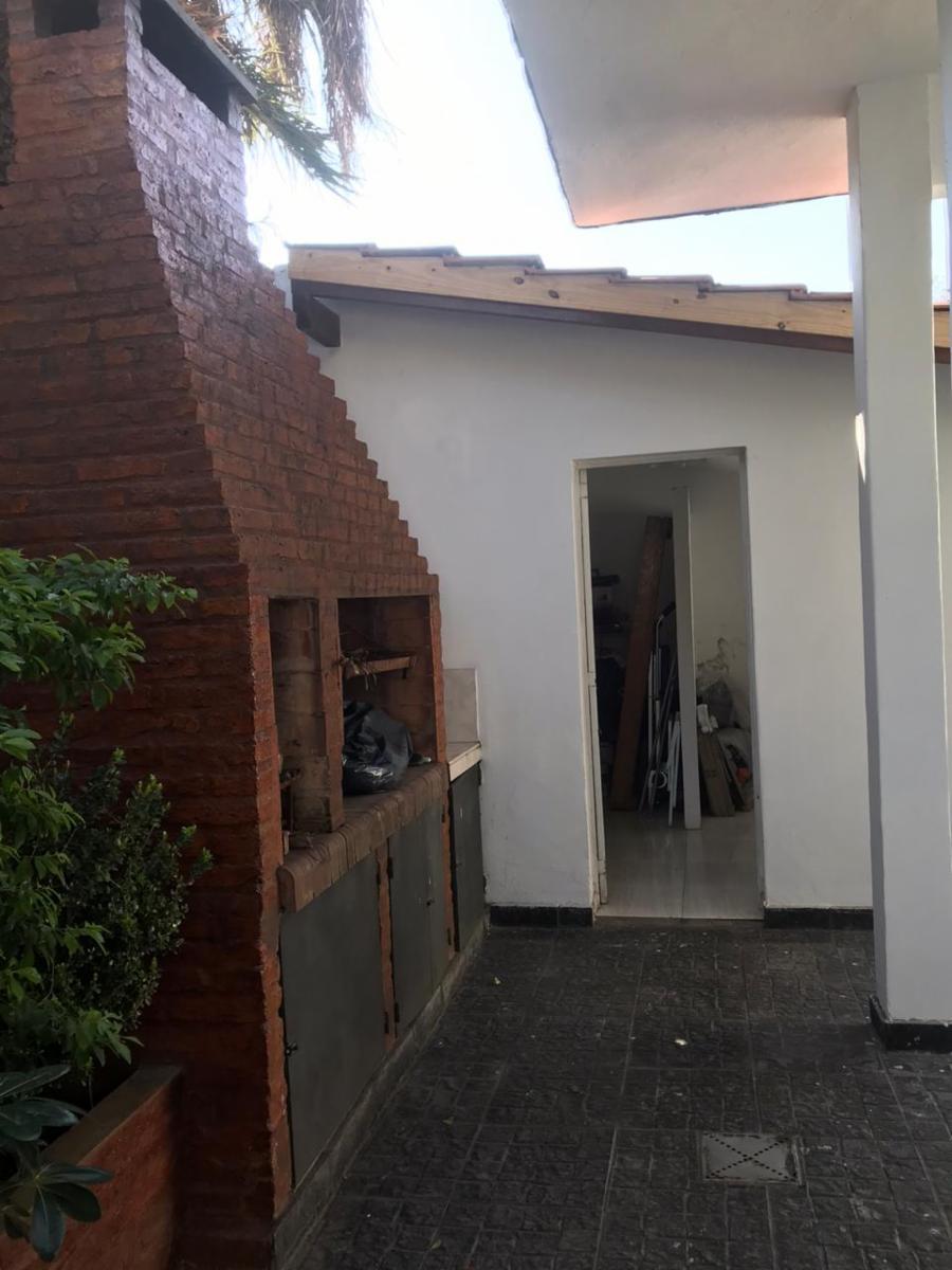 CASA 4 AMBIENTES IMECABLE — foto 6