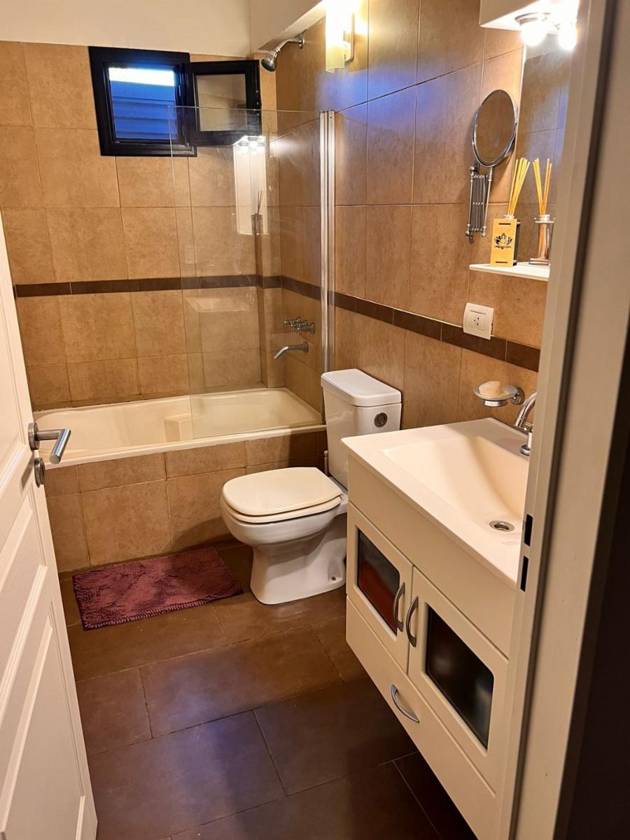 Villa Sarmiento Venta Casa 5 Ambientes con Fondo y Piscina — foto 6