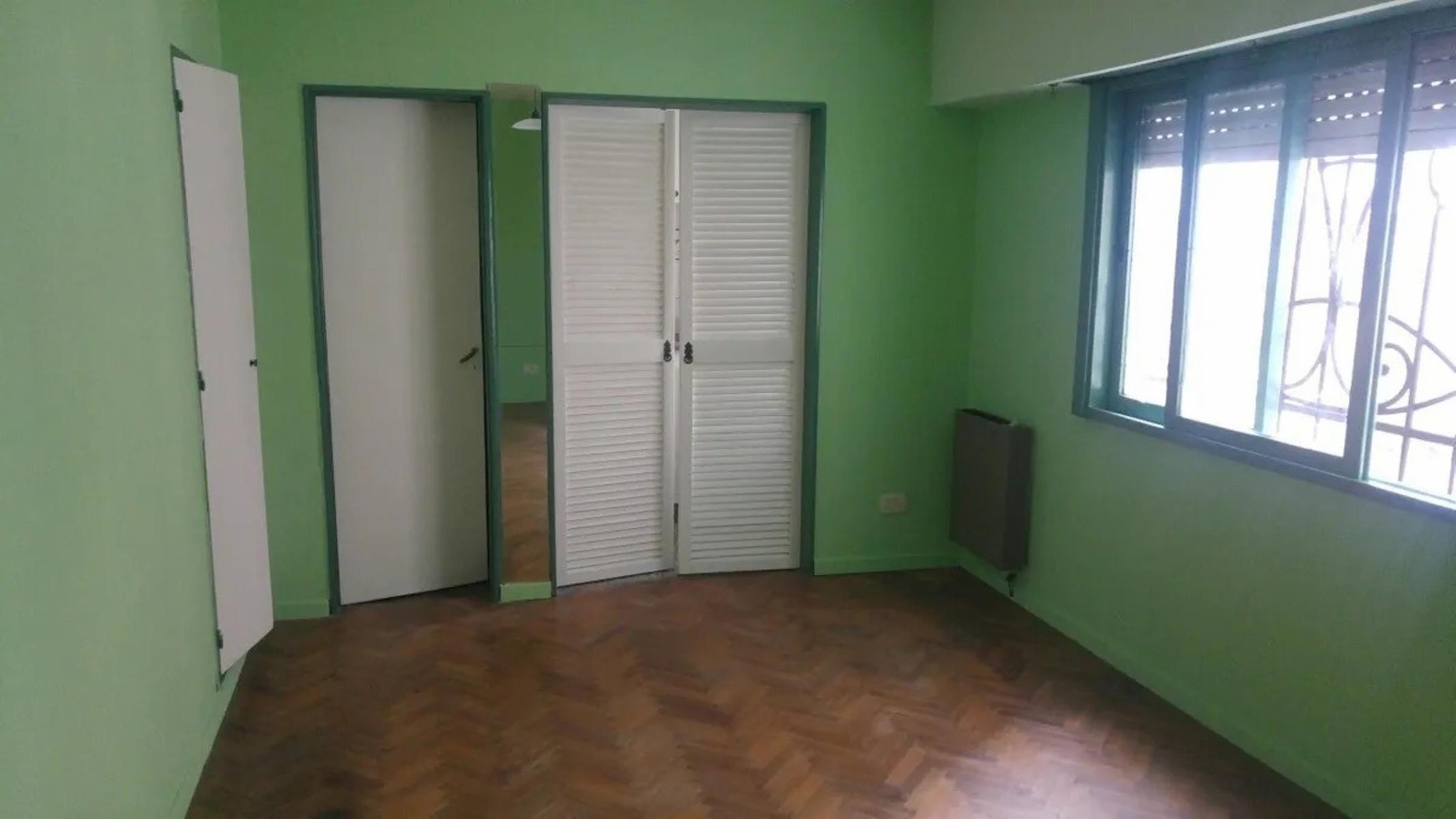 MONOAMBIENTE AL FRENTE DE LA PLAZA MITRE - ZONA RAMOS MEJIA — foto 2