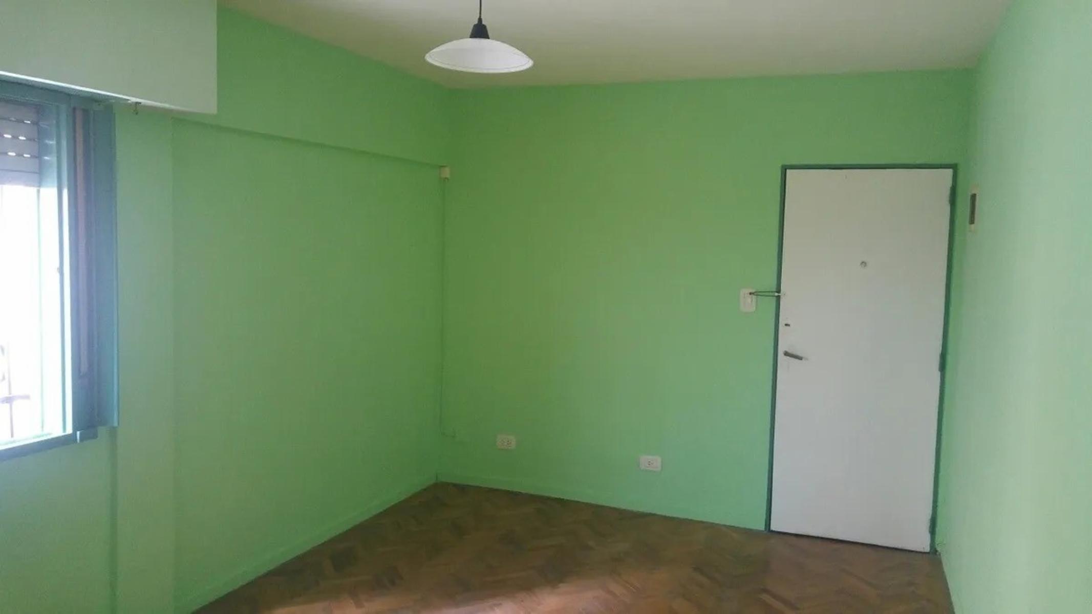 MONOAMBIENTE AL FRENTE DE LA PLAZA MITRE - ZONA RAMOS MEJIA — foto 4