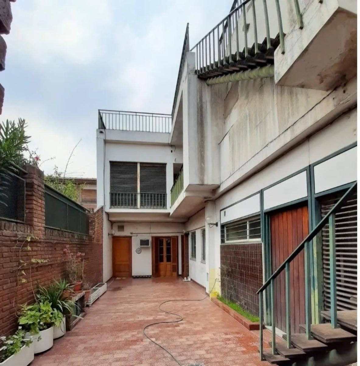VENTA EN BLOCK CASA DE 2 PLANTAS LOCAL Y DEPARTAMENTO INDEPENDIENTE ALFONDO - IDEAL PARA FAMILIA - IDEAL GERIATRICOS o CONSULTORIOS EXTERNOS- ZONA RAMOS MEJIA — foto 5
