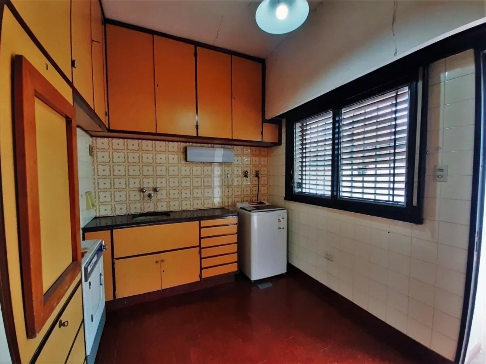 VENTA EN BLOCK CASA DE 2 PLANTAS LOCAL Y DEPARTAMENTO INDEPENDIENTE ALFONDO - IDEAL PARA FAMILIA - IDEAL GERIATRICOS o CONSULTORIOS EXTERNOS- ZONA RAMOS MEJIA — foto 12
