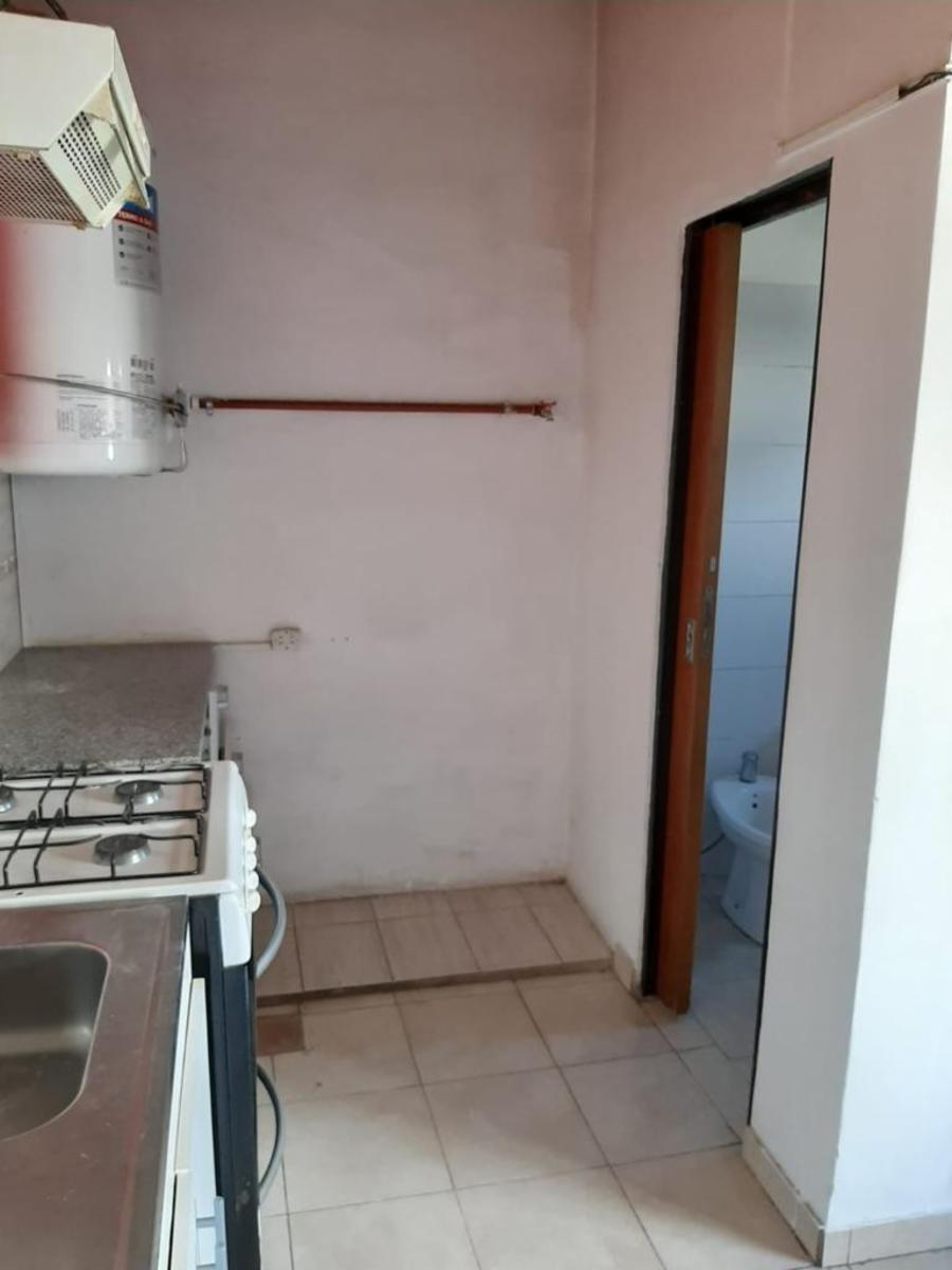 DEPARTAMENTO 2 AMBIENTES y MEDIO SIN PATIO RAMOS MEJIA - 2