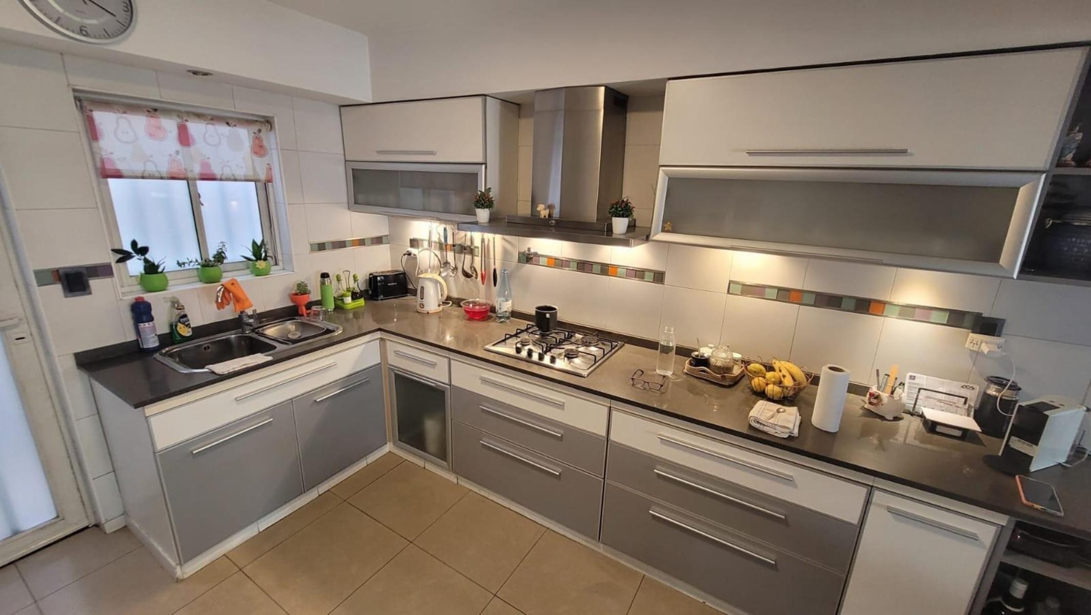 CASA 4 AMBIENTES CON QUINCHO Y PILETA - SAN JUSTO — foto 6