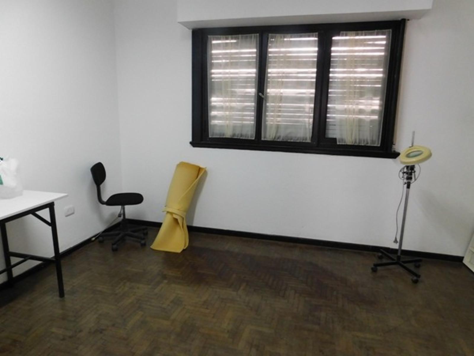 DEPARTAMENTO 6 AMBIENTES CON TERRAZA - SAN JUSTO — foto 9