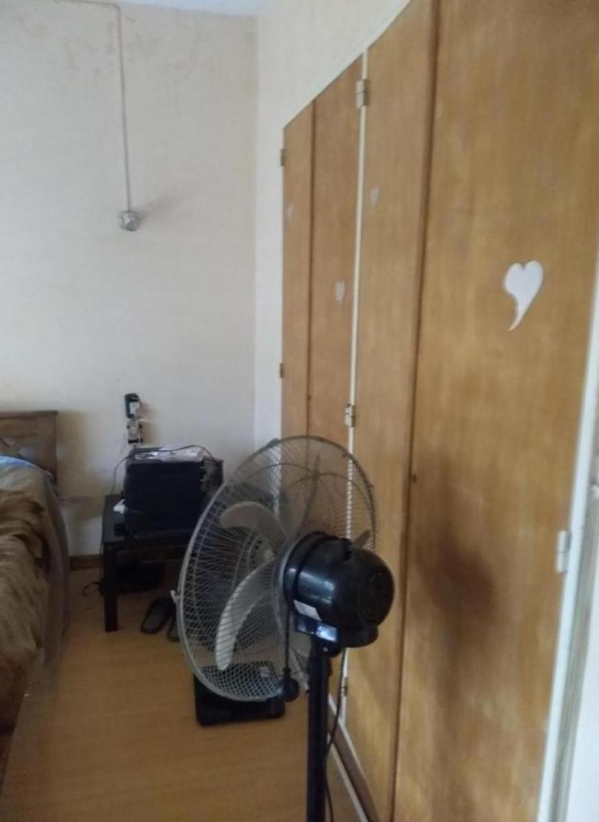 PH 3 AMBIENTES AL FRENTE CON COCHERA Y QUINCHO - PRIMER PISO POR ESCALERA - CASEROS — foto 10