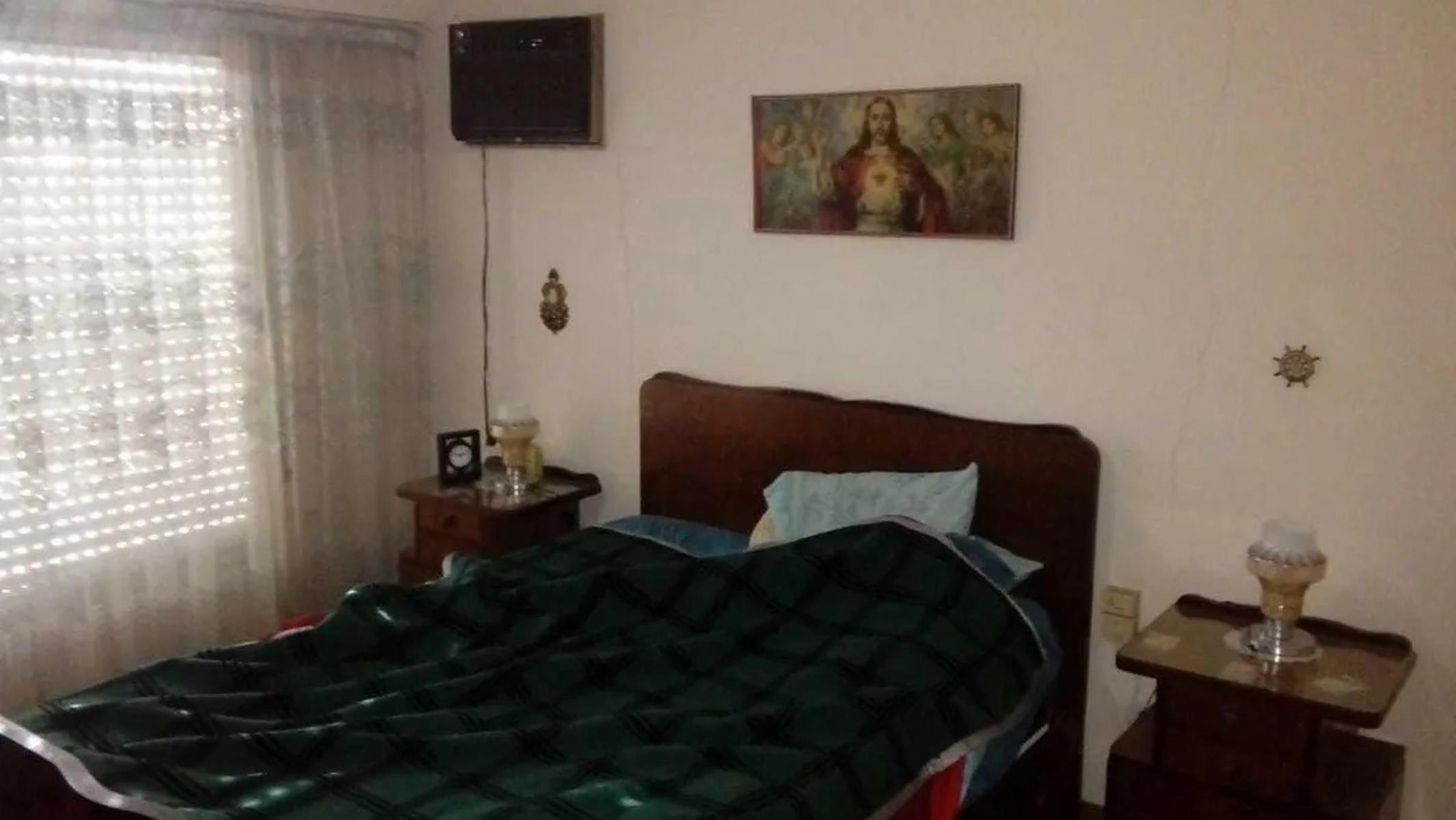VENTA EN BLOCK CASA 4 AMBIENTES MAS GALPON DE 200 METROS ZONA VILLA CONSTRUCTORA - 8