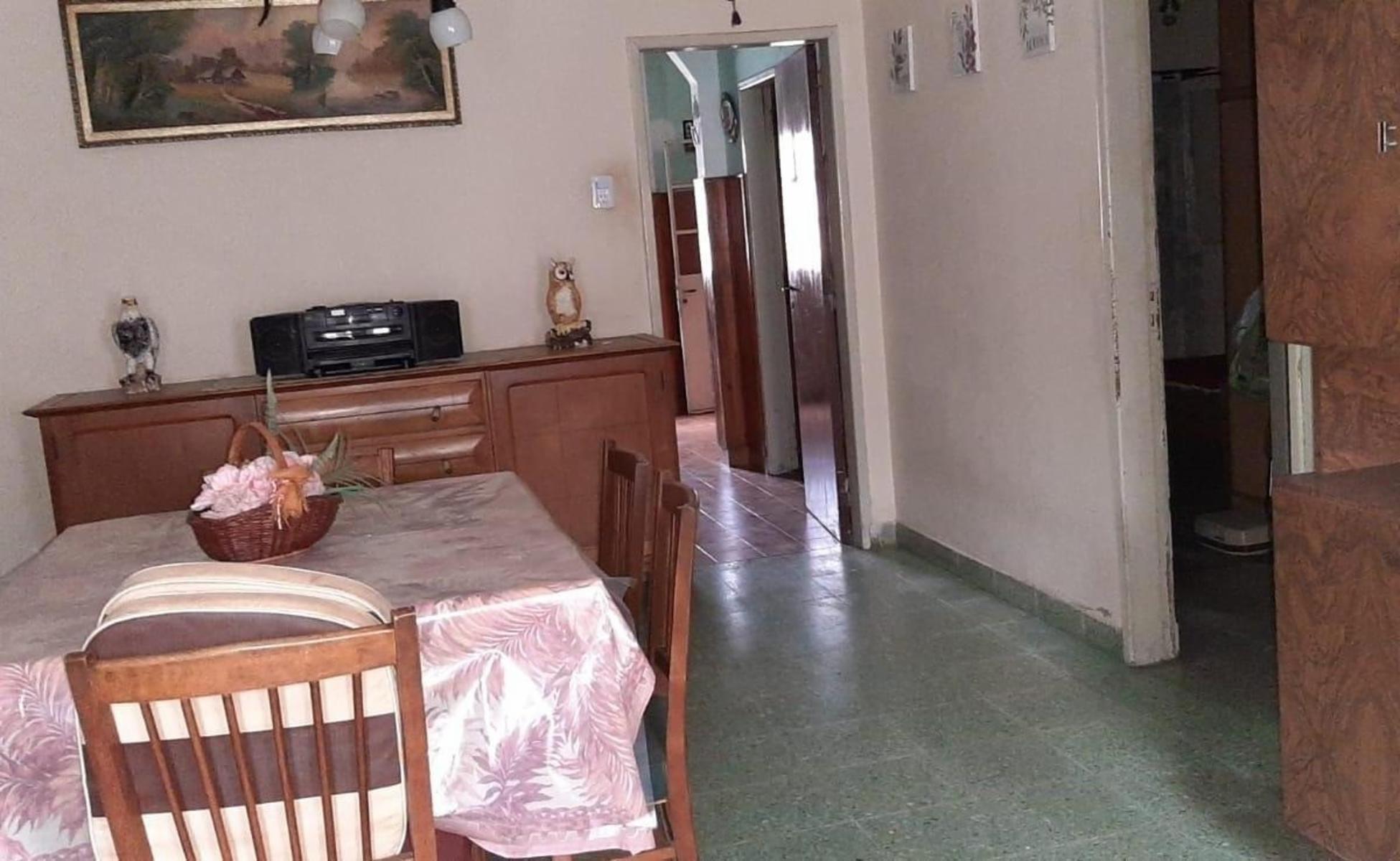 VENTA MULTIFAMILIAR - DOS CASAS DE 3 AMBIENTES - ZONA RAMOS MEJIA SUR - 7
