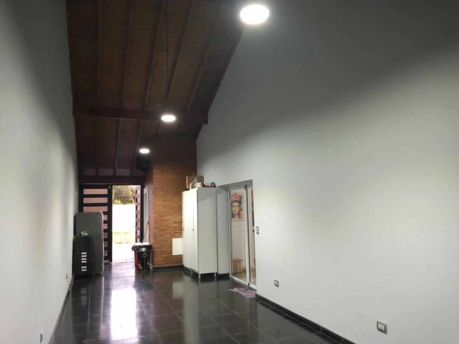 VENTA VILLA LUZURIAGA CHALET 4 AMBIENTES CON FONDO PILETA — foto 8