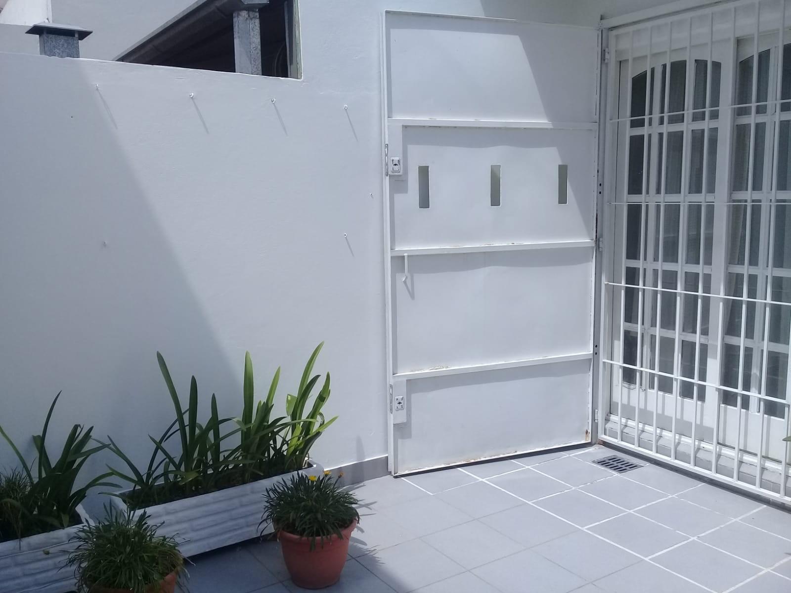 P.H al frente tres ambientes con garage Moron — foto 13